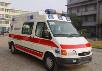 楚雄救护车租赁